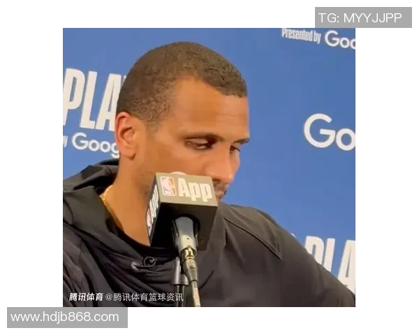 马祖拉：我们靠防守和篮板挺过上半场 每天醒来都要下决心抢篮板