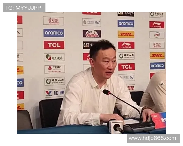 刘维伟：比赛时间虽然缩短了 但比赛强度增加了 队员体能消耗很大