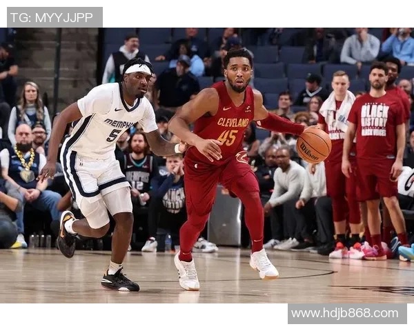 投篮失准但全能！米切尔13中4贡献13分9篮板12助攻